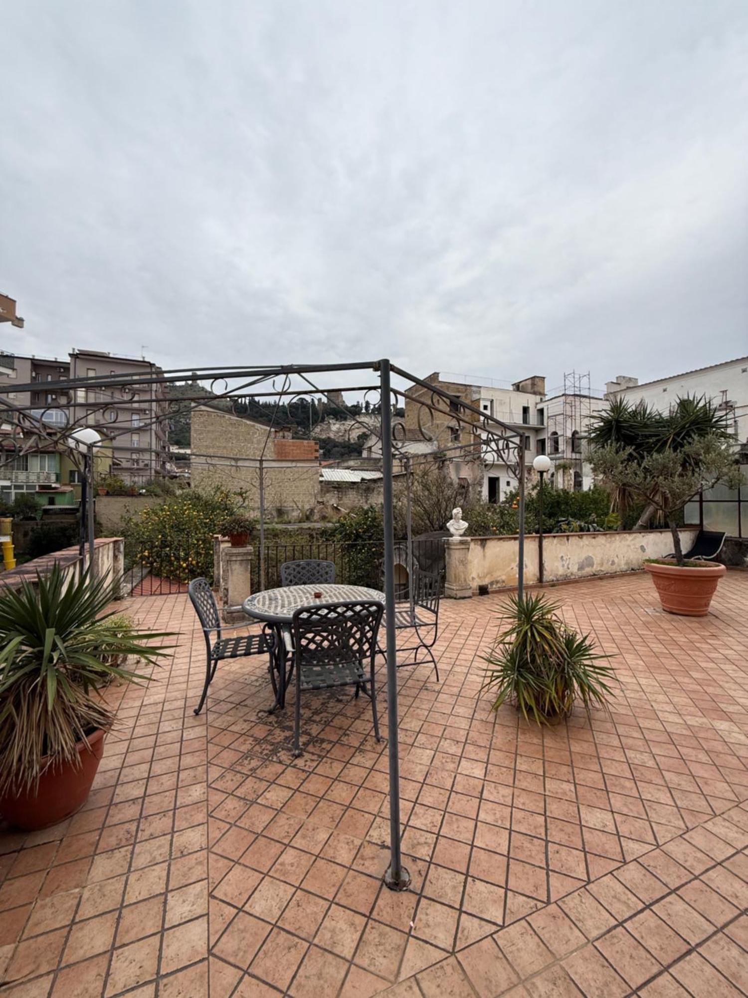 La Lanciolla Apartment Maddaloni Bagian luar foto