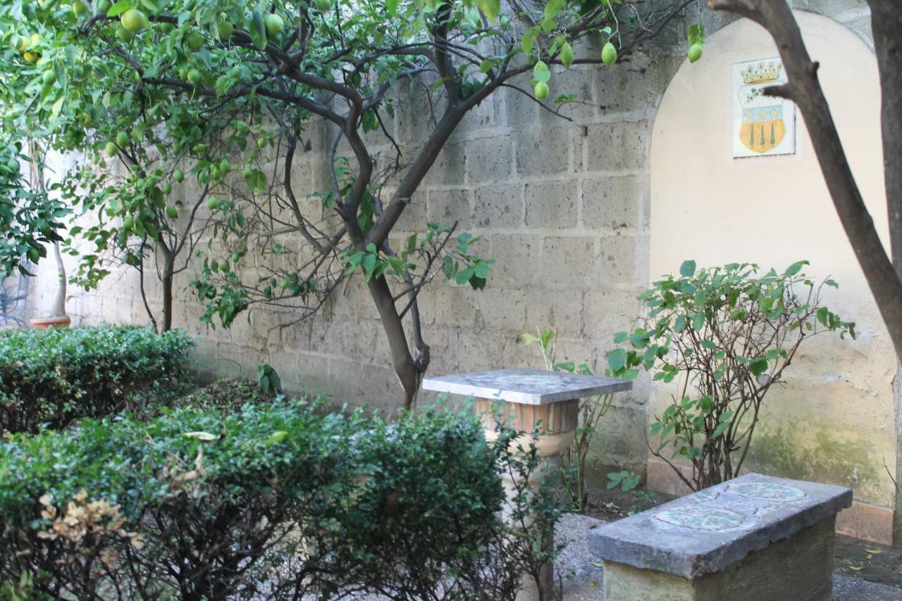 La Lanciolla Apartment Maddaloni Bagian luar foto